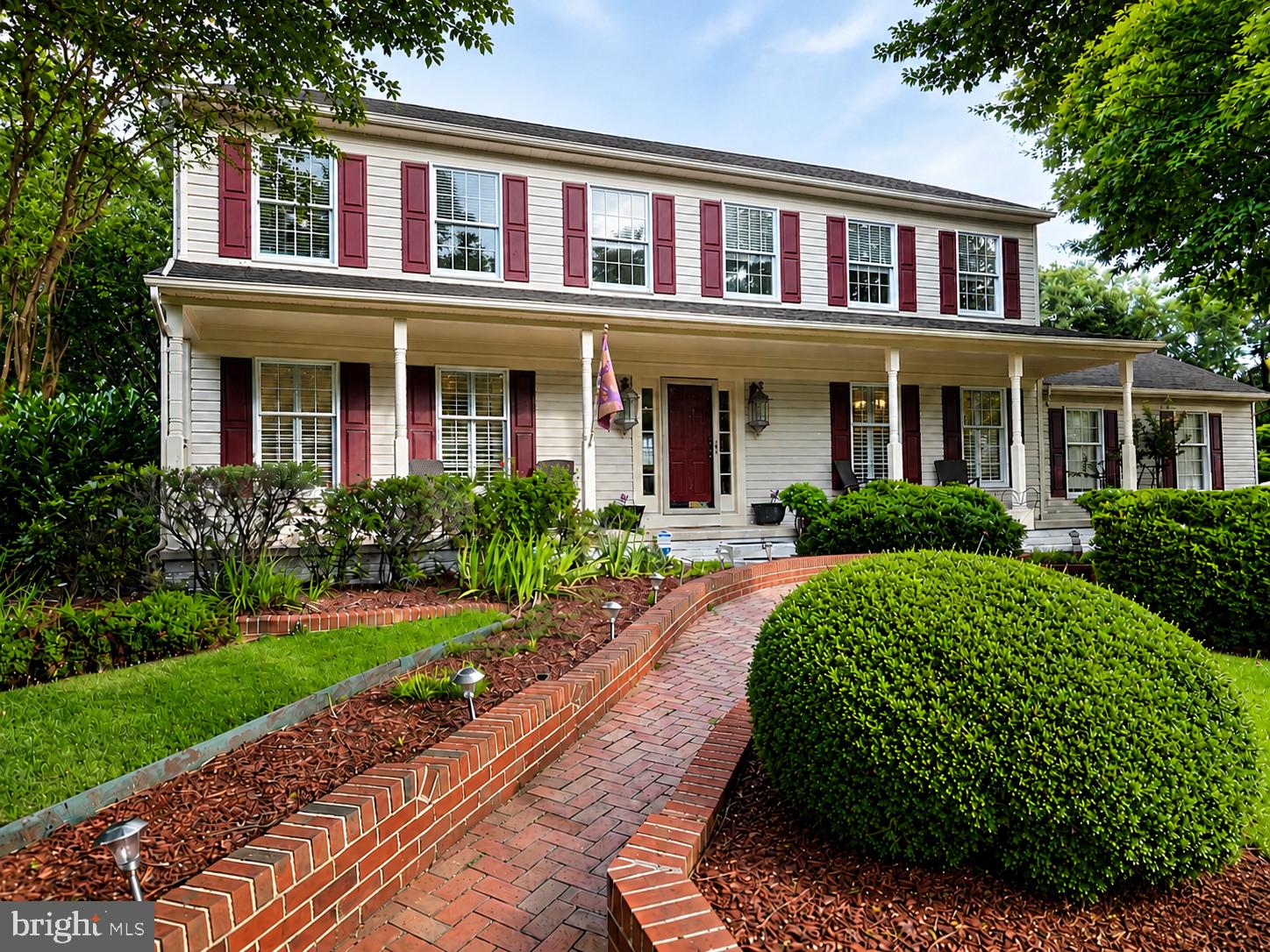 108 BRIARWOOD COURT
