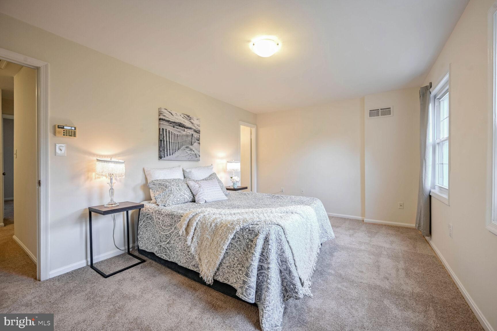 PLYMOUTH GARDENS - Residential