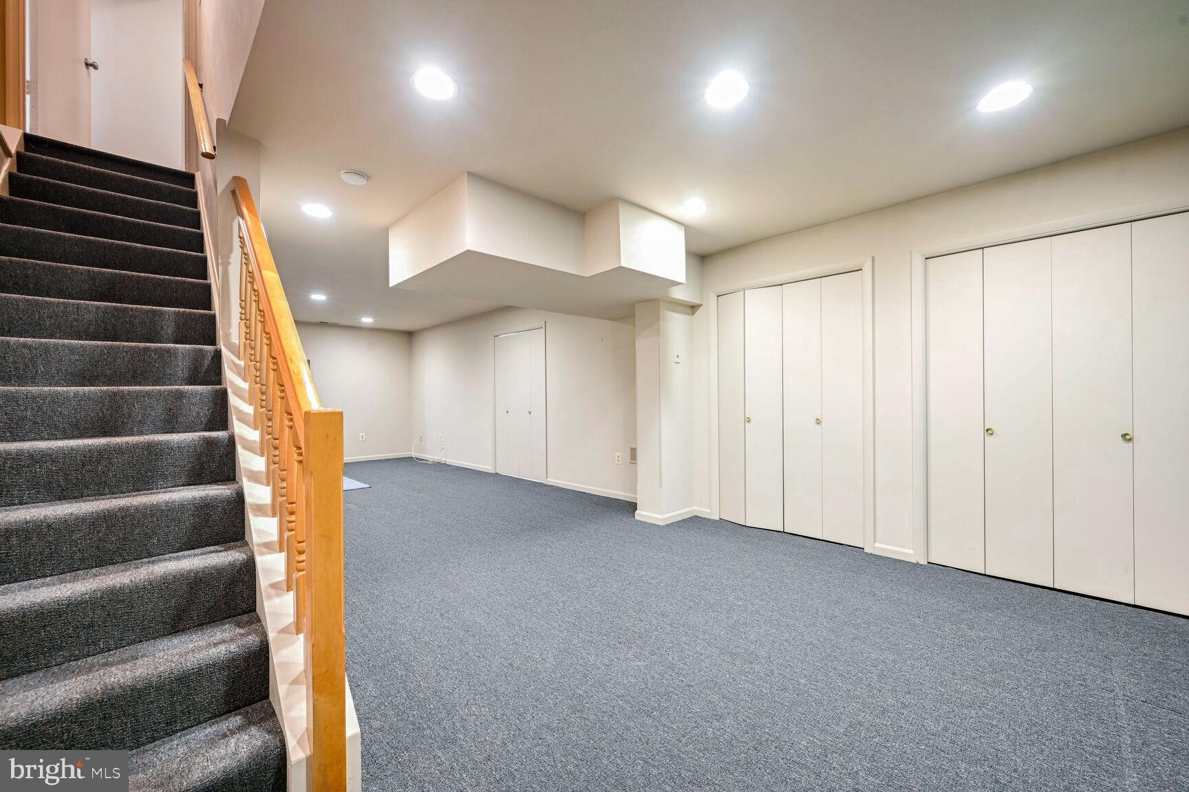 PLYMOUTH GARDENS - Residential