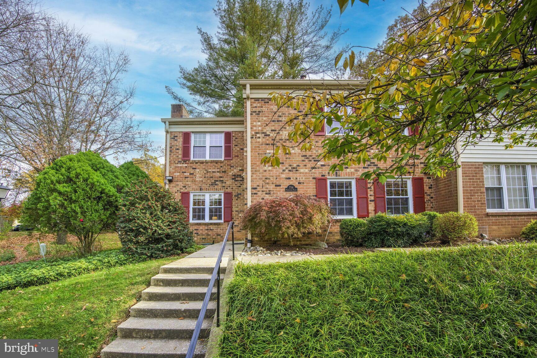 PLYMOUTH GARDENS - Residential