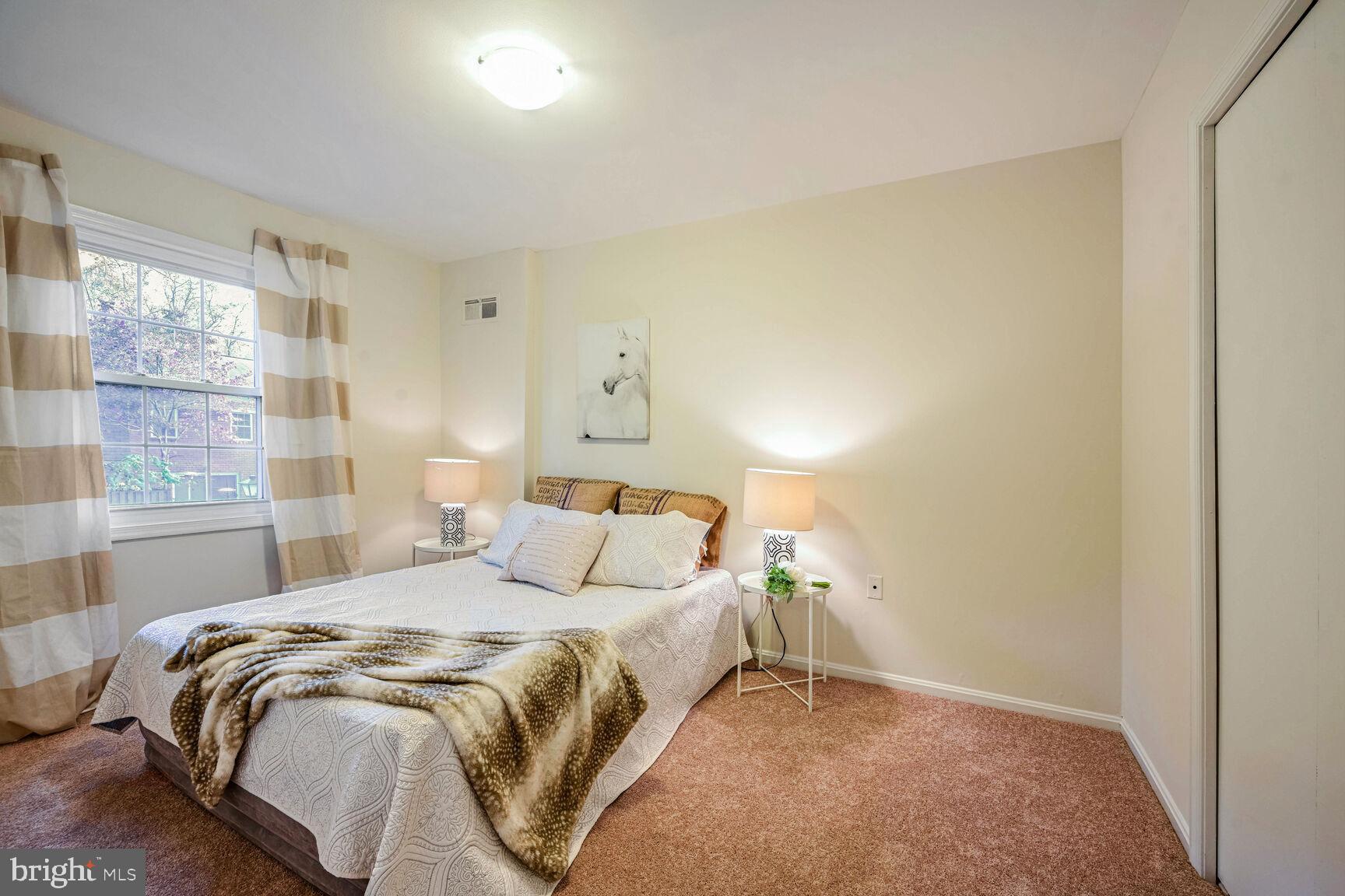 PLYMOUTH GARDENS - Residential