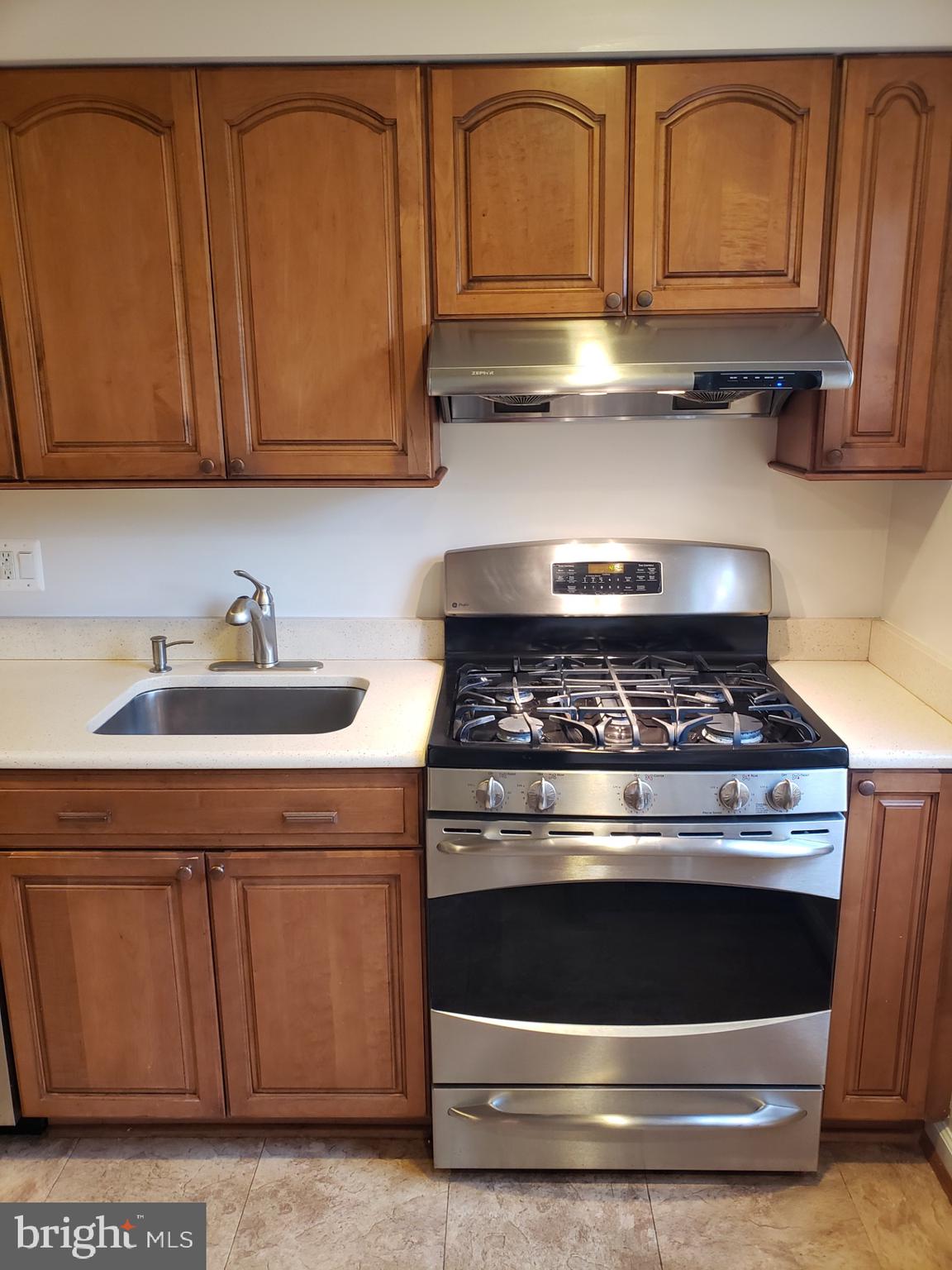 PLYMOUTH GARDENS - Residential