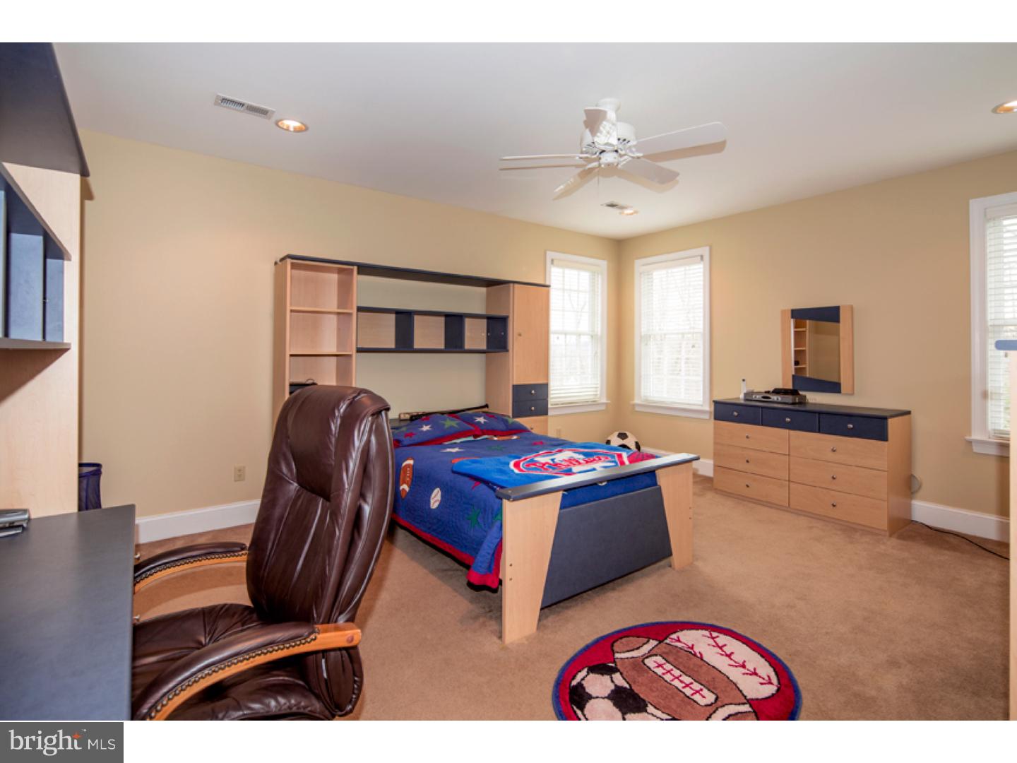 MIQUON - Residential