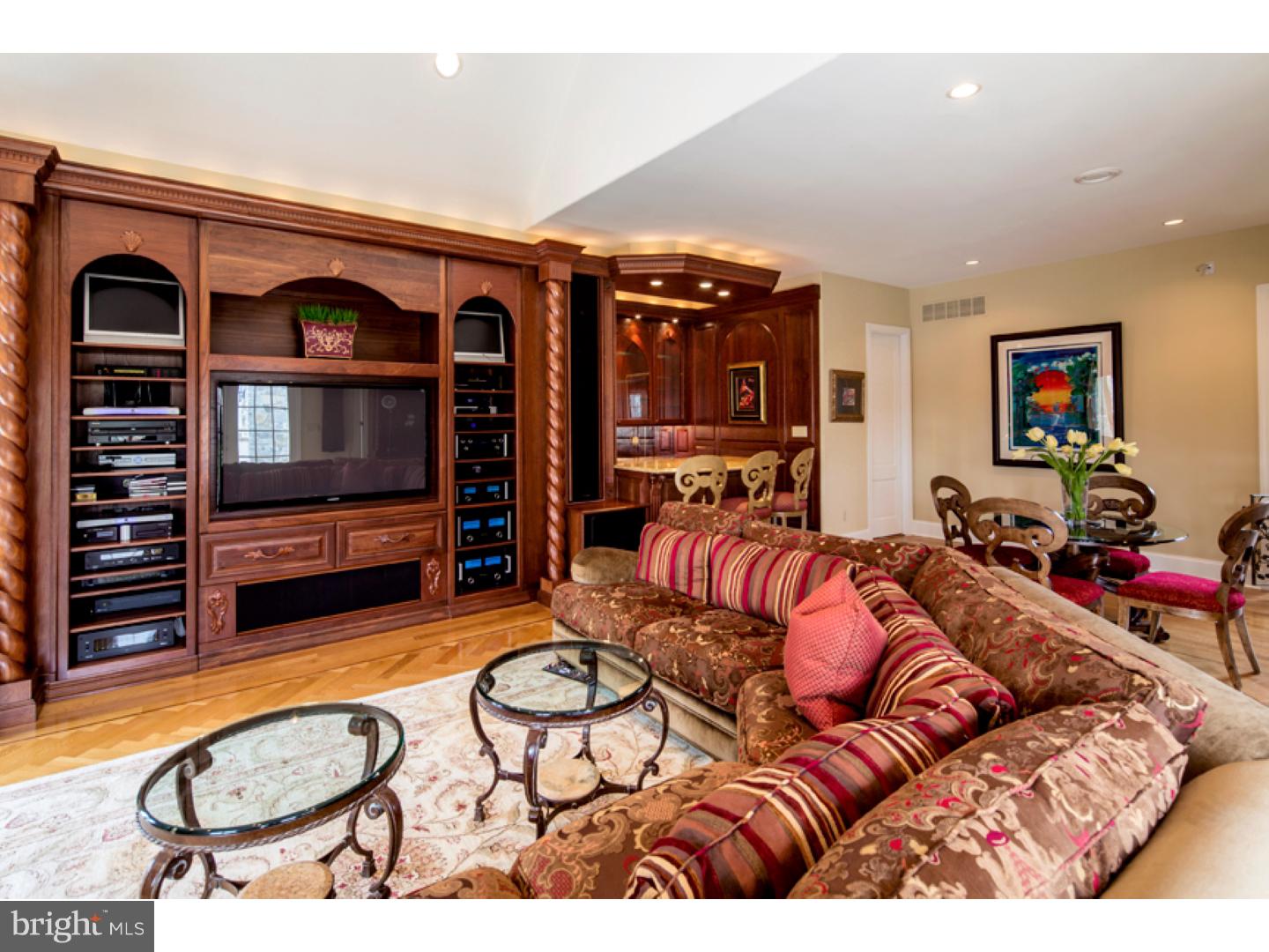 MIQUON - Residential