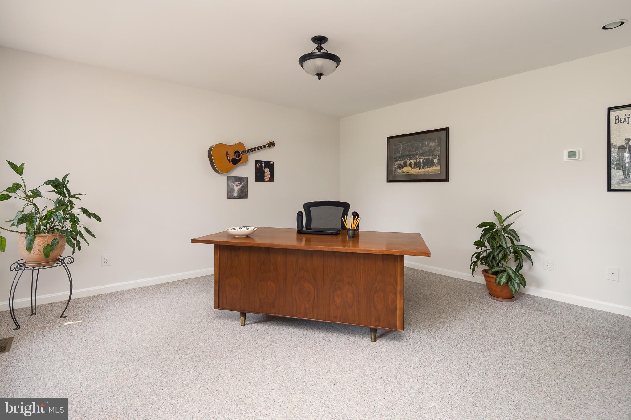 RIVERSIDE - Residential