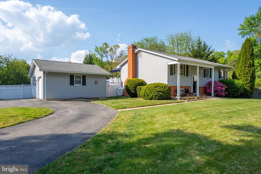 Updated split-level home with a pool in sought-after Loch Haven! Just a short walk to South River Farm Park and community amenities including boat slips, tennis/pickleball courts, playground, and beach access. The pool was redone approximately 2 years ago, creating the perfect backyard retreat alongside a large, screened porch and fully fenced yard.
Inside, the updated kitchen features island seating and opens seamlessly to the living and dining areas, creating a bright and functional main living space. Upstairs offers two spacious bedrooms and one full bath. The lower level includes an additional bedroom with an attached bathroom, plus a den that is ideal for entertaining, relaxing, or flexible living.
A detached outbuilding adds even more versatility, currently set up with a finished studio space and a separate storage shed with a garage door. Whether you need a home office, gym, workshop, or creative space, this multi-purpose building can easily adapt to your needs.
Additional updates include HVAC (2021), water heater (2022), pool renovation (2024), and more.