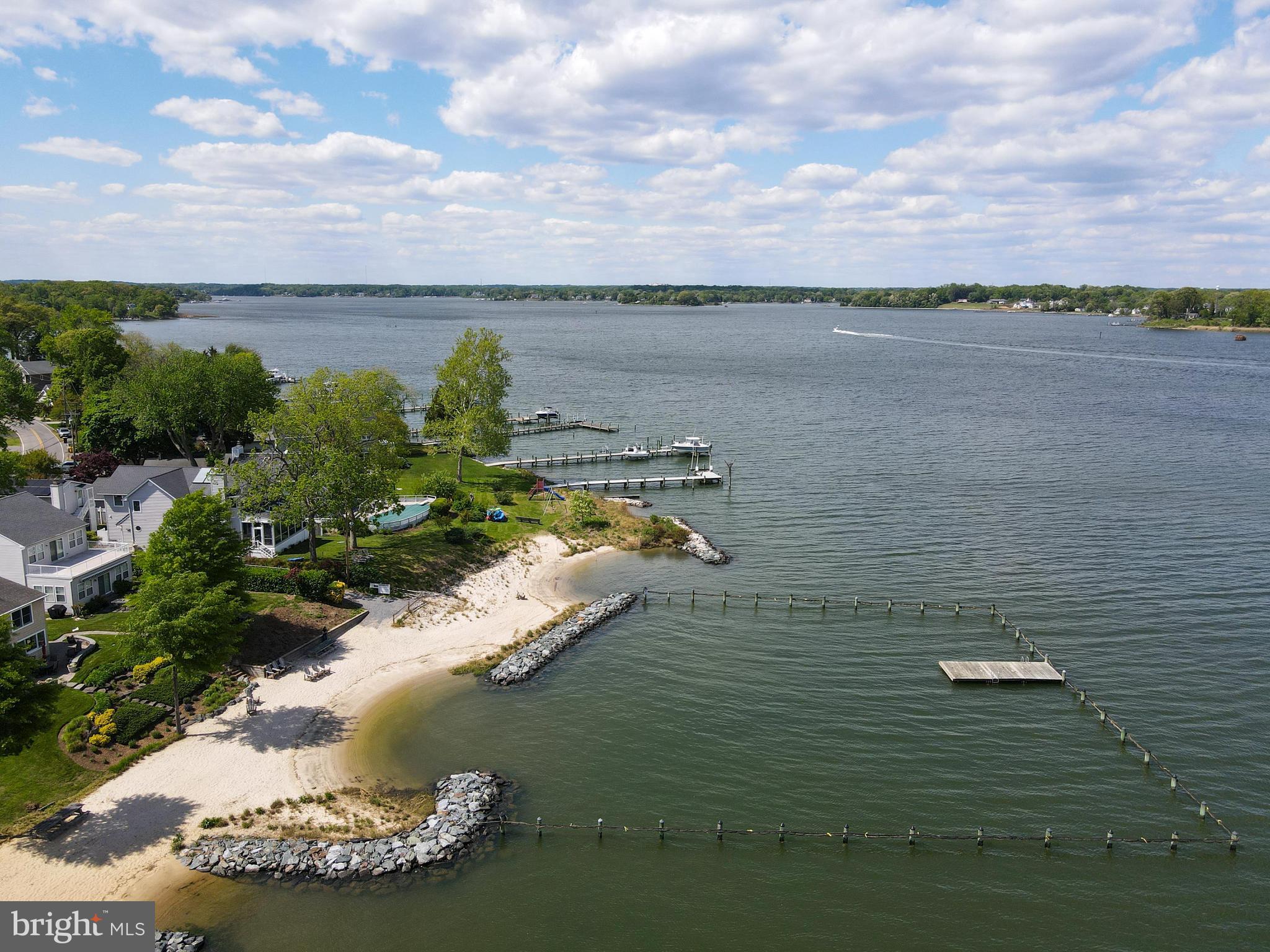 LOCH HAVEN BEACH - Residential