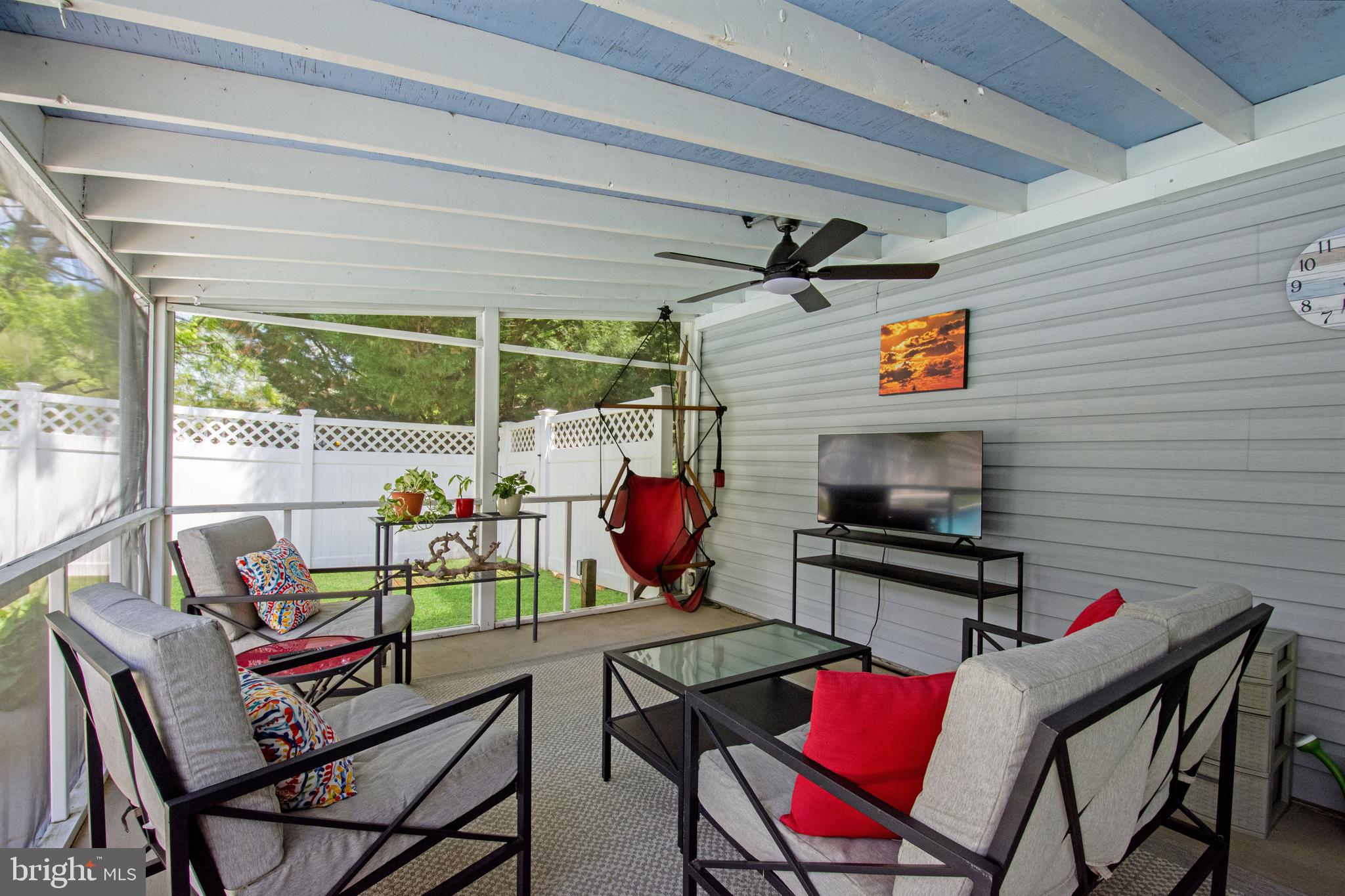 LOCH HAVEN BEACH - Residential