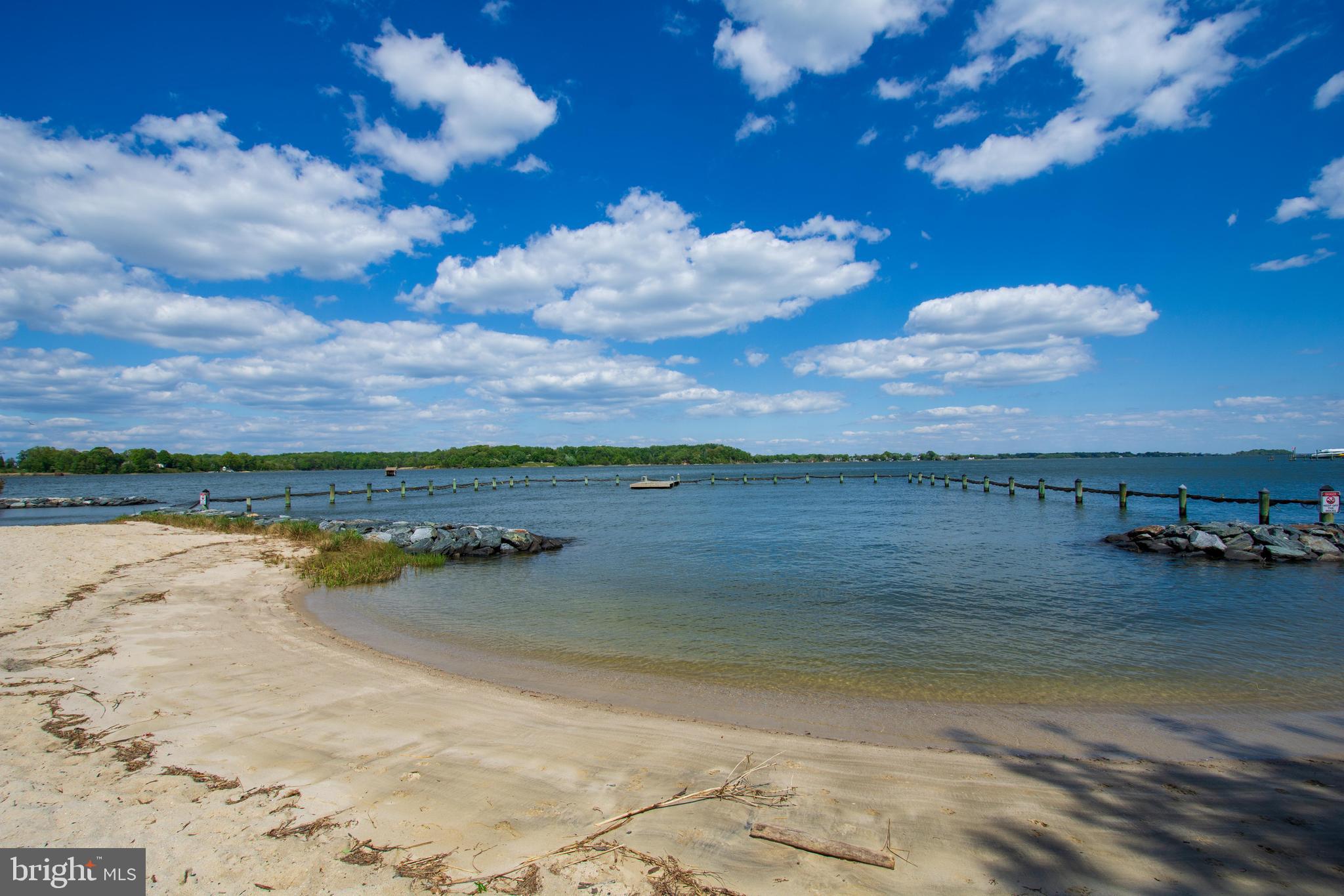 LOCH HAVEN BEACH - Residential