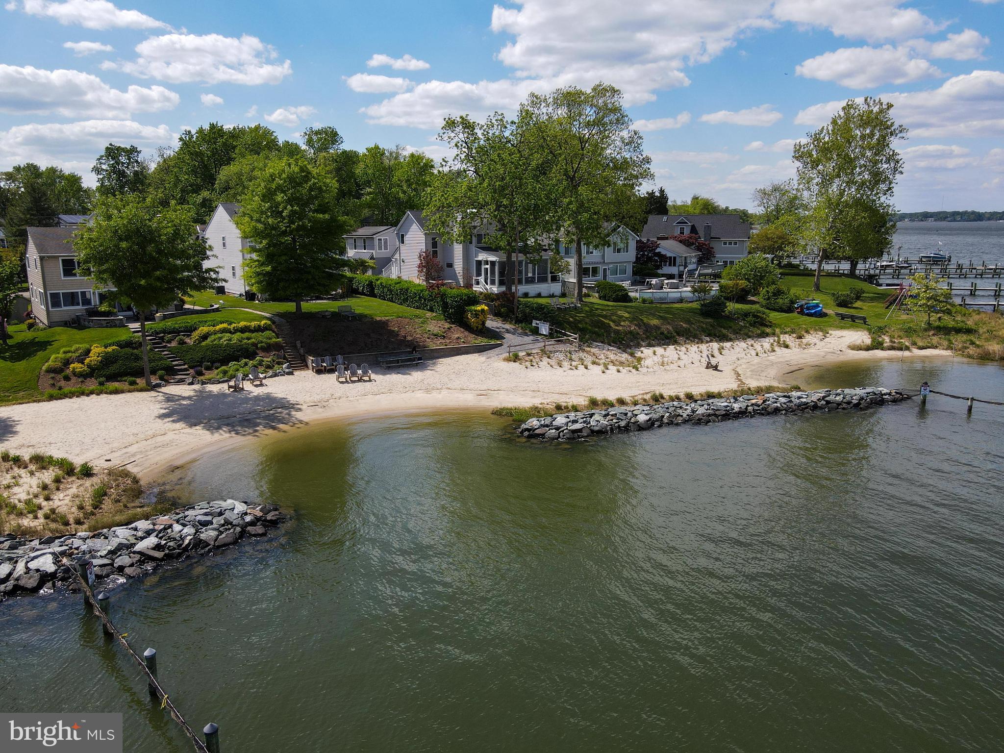 LOCH HAVEN BEACH - Residential