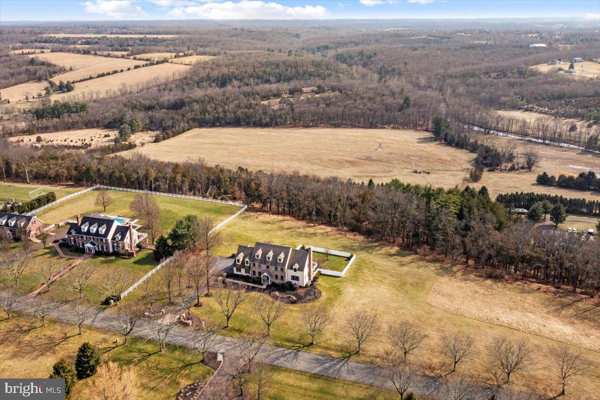 TINICUM RIDGE - Residential