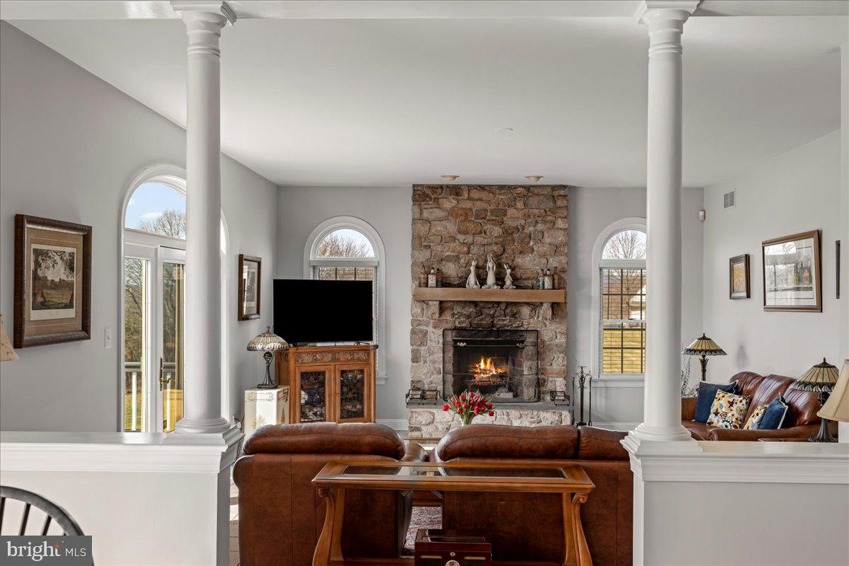 TINICUM RIDGE - Residential