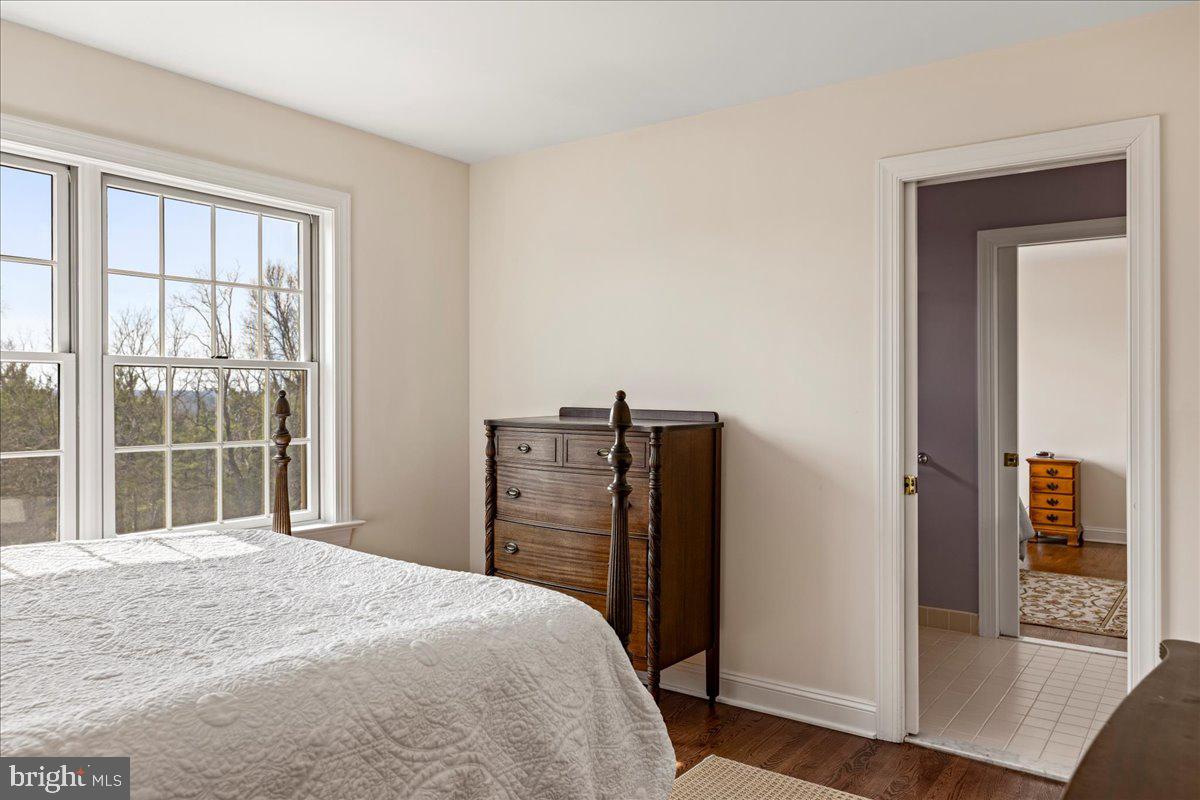 TINICUM RIDGE - Residential