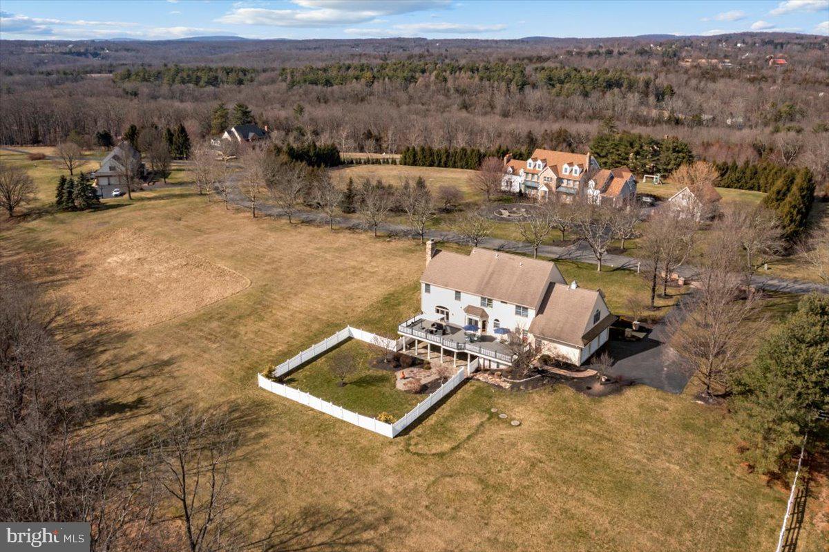 TINICUM RIDGE - Residential