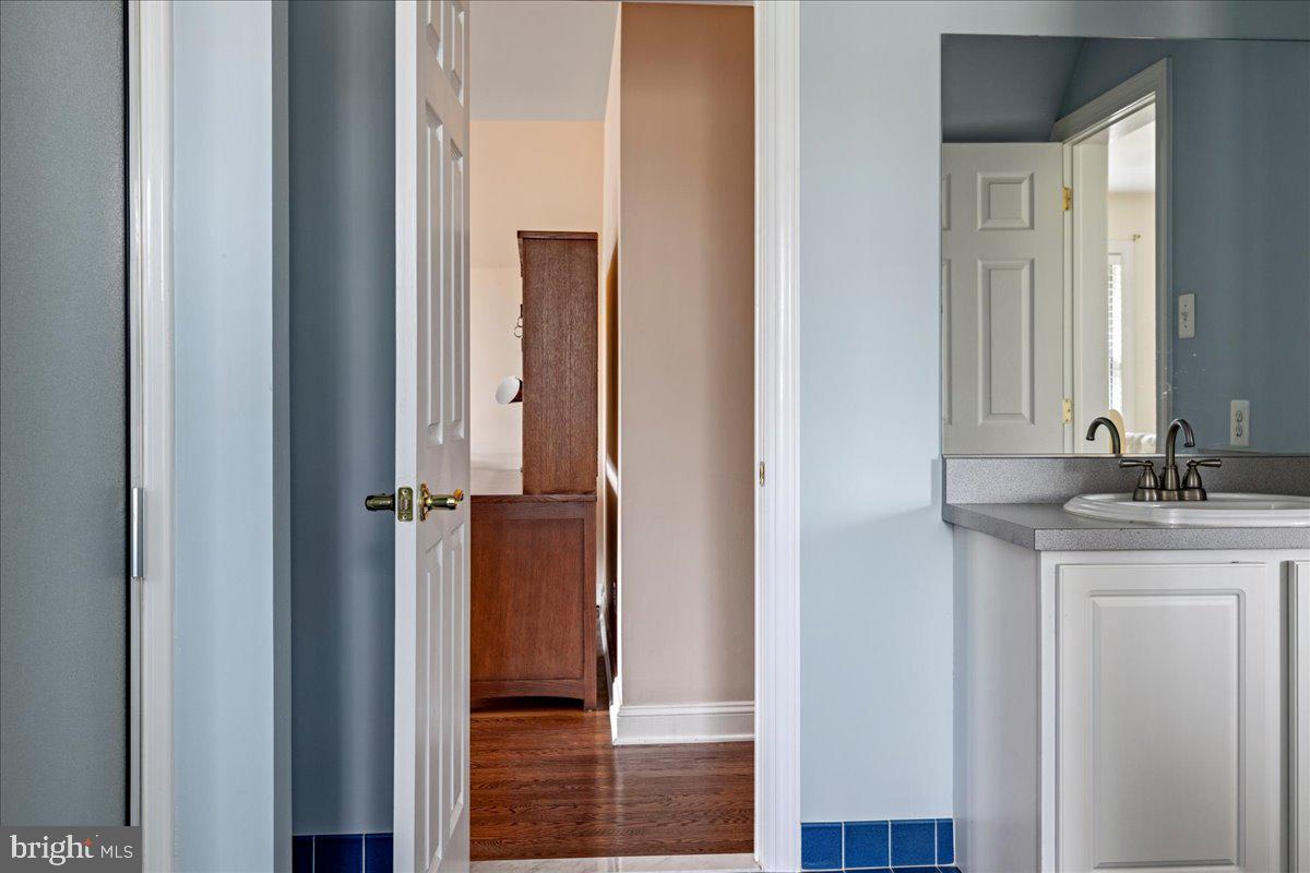 TINICUM RIDGE - Residential