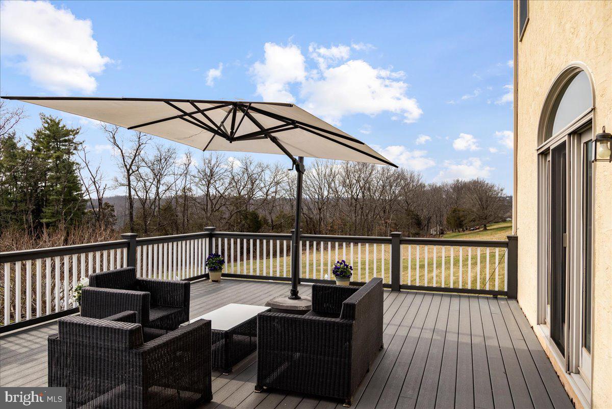 TINICUM RIDGE - Residential