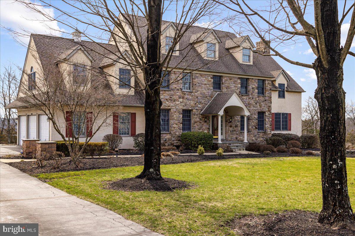 TINICUM RIDGE - Residential