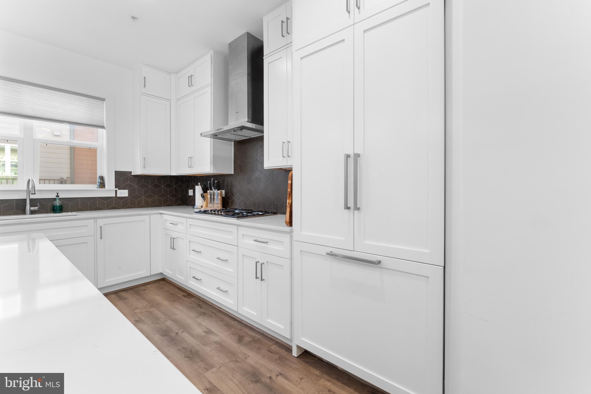 TOWER OAKS - Residential