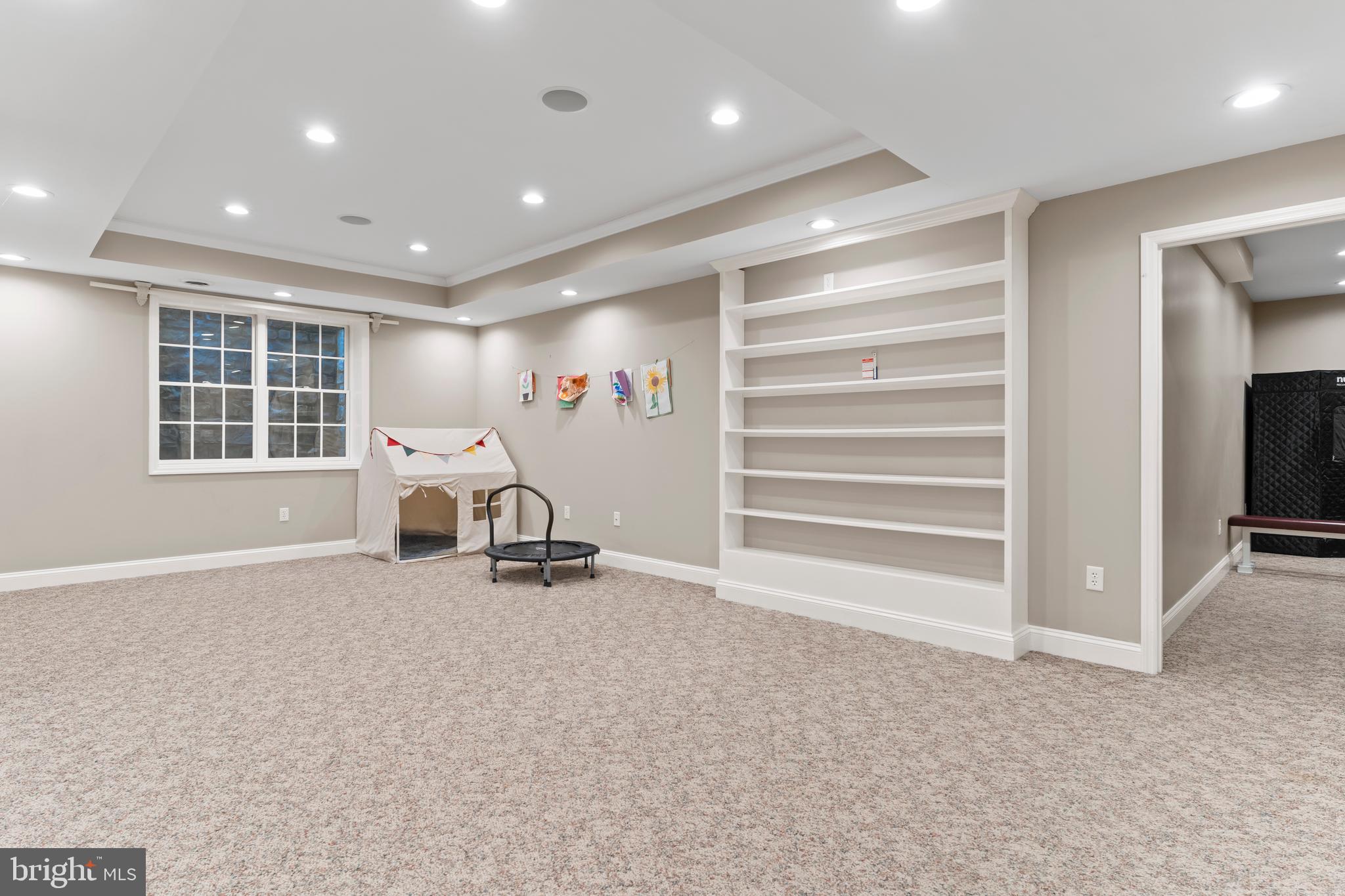 HIGHLANDS OF HAMPDEN - Residential