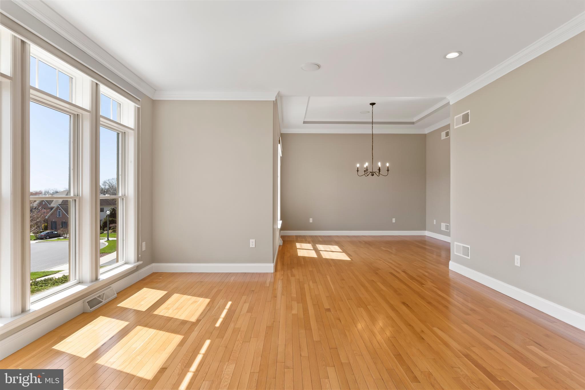 HIGHLANDS OF HAMPDEN - Residential