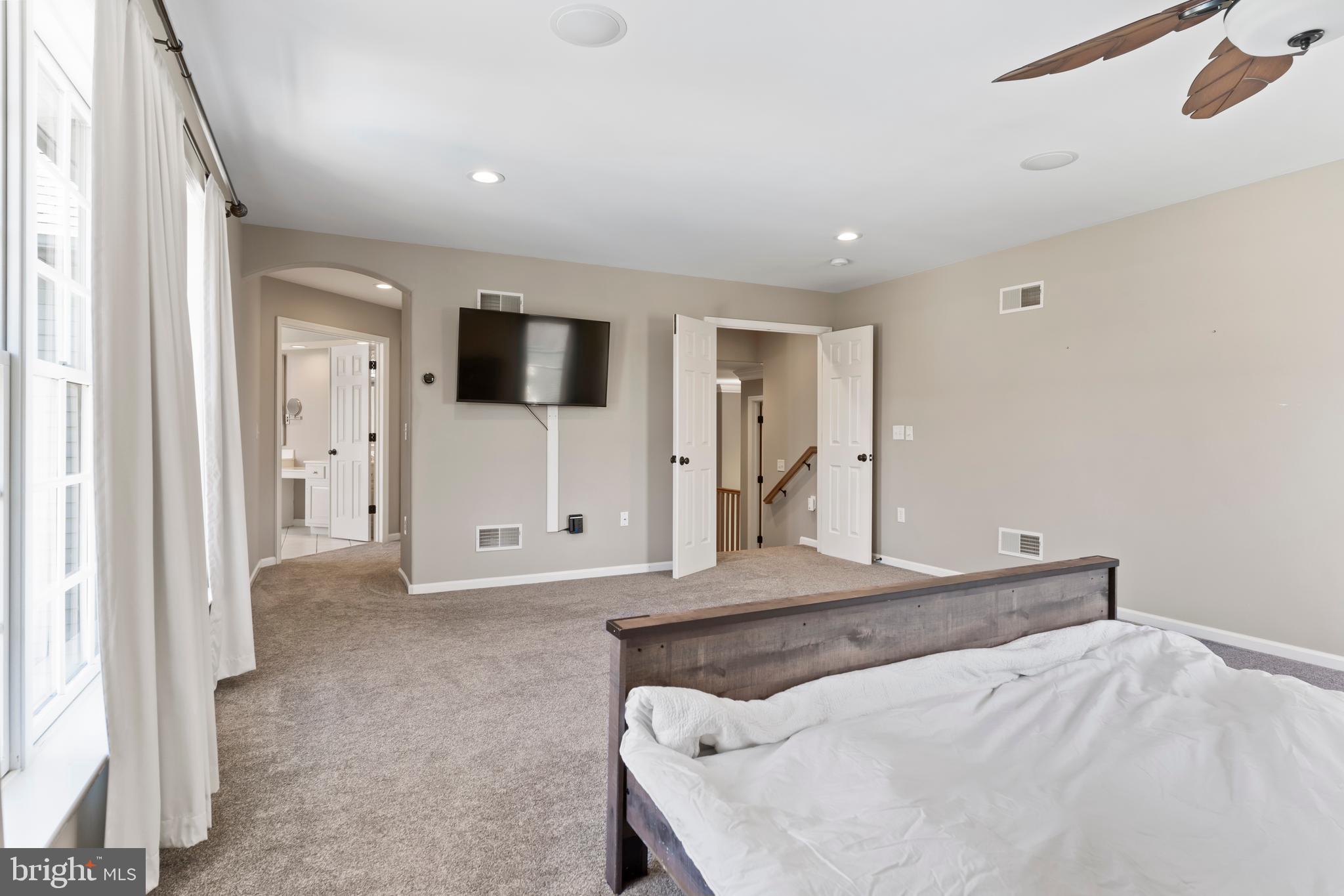 HIGHLANDS OF HAMPDEN - Residential