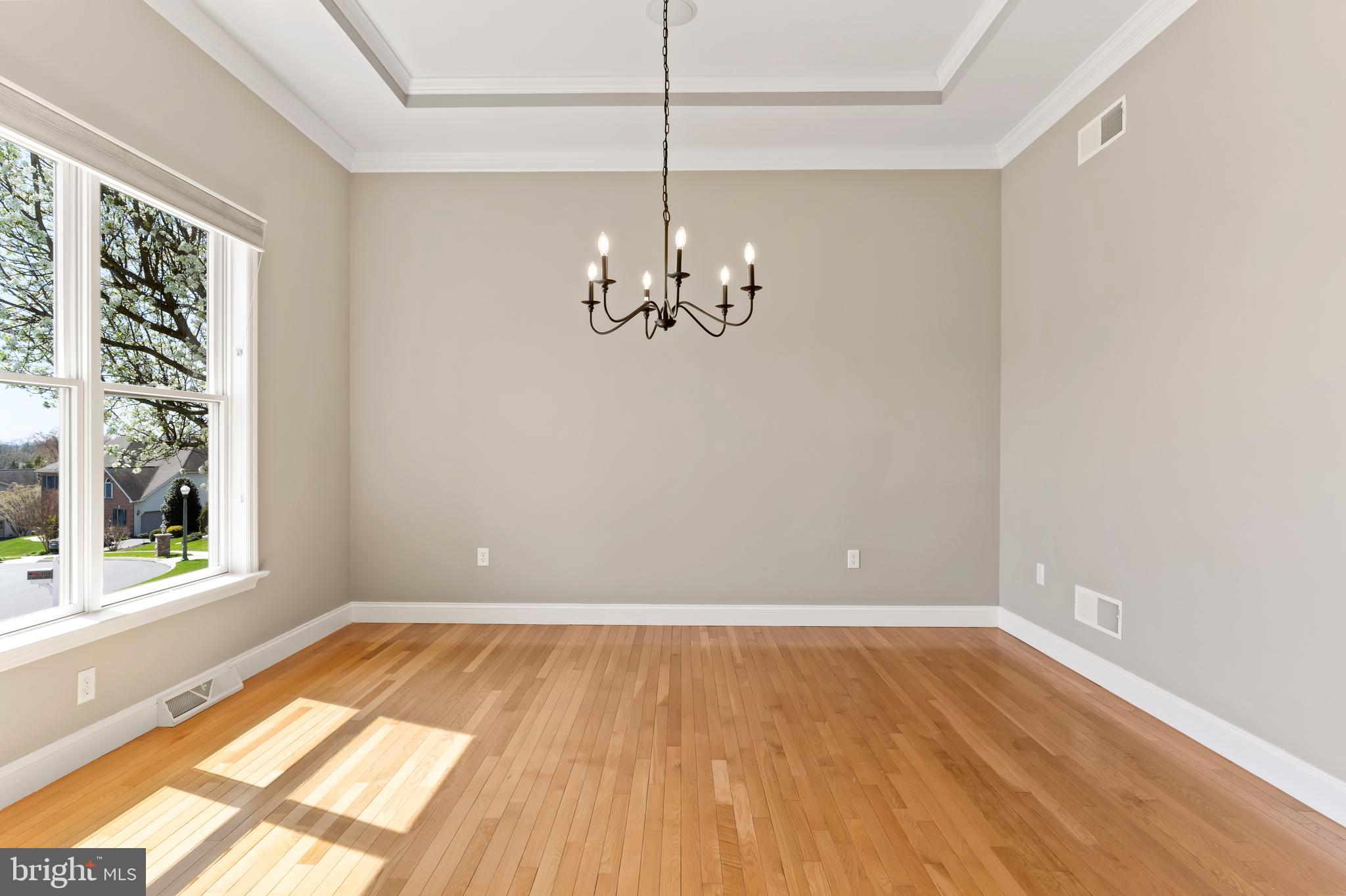 HIGHLANDS OF HAMPDEN - Residential