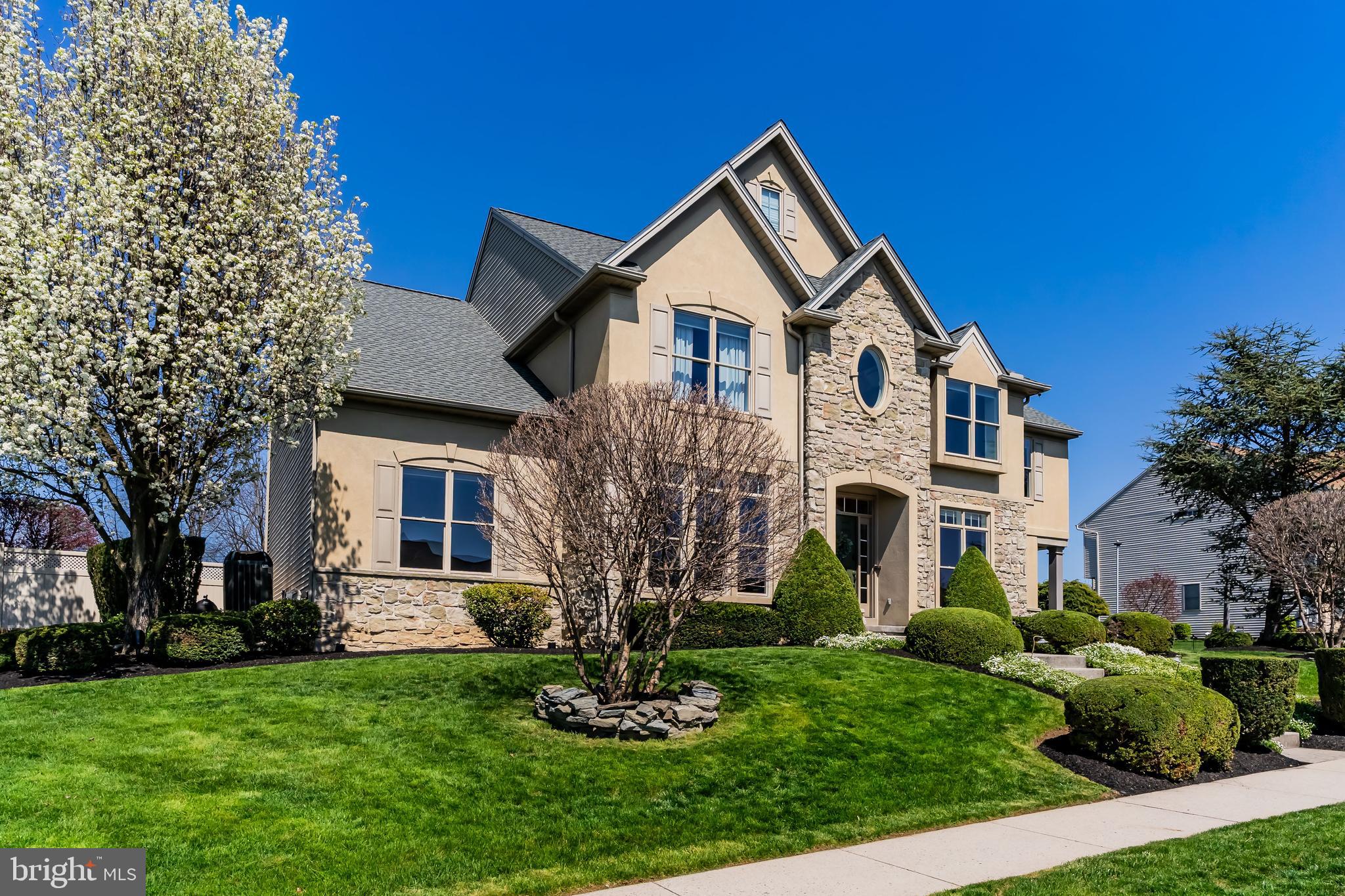 HIGHLANDS OF HAMPDEN - Residential