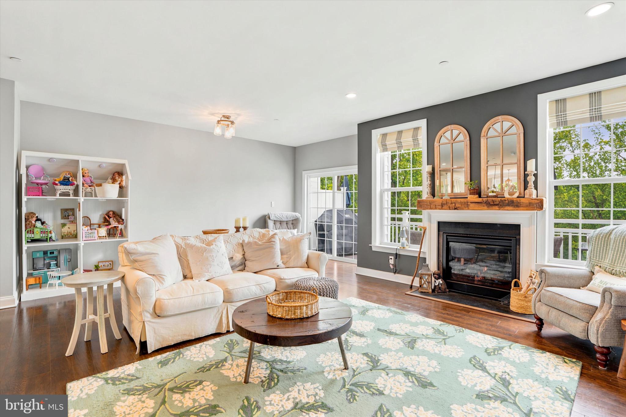 RAVENSCLIFF - Residential