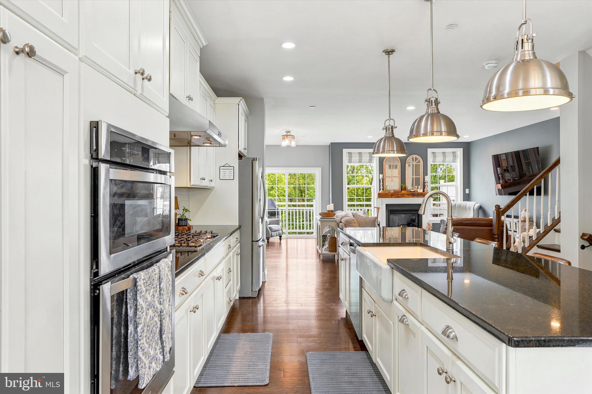 RAVENSCLIFF - Residential