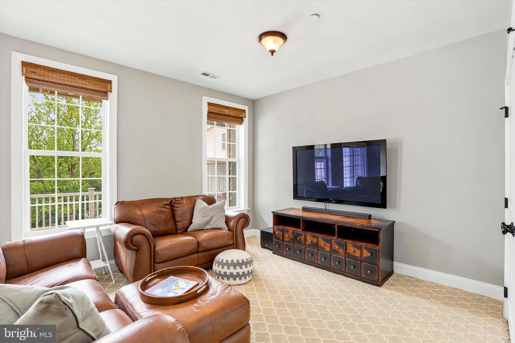 RAVENSCLIFF - Residential