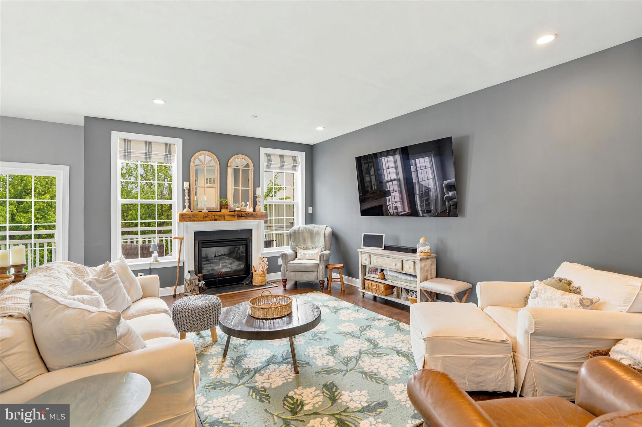 RAVENSCLIFF - Residential
