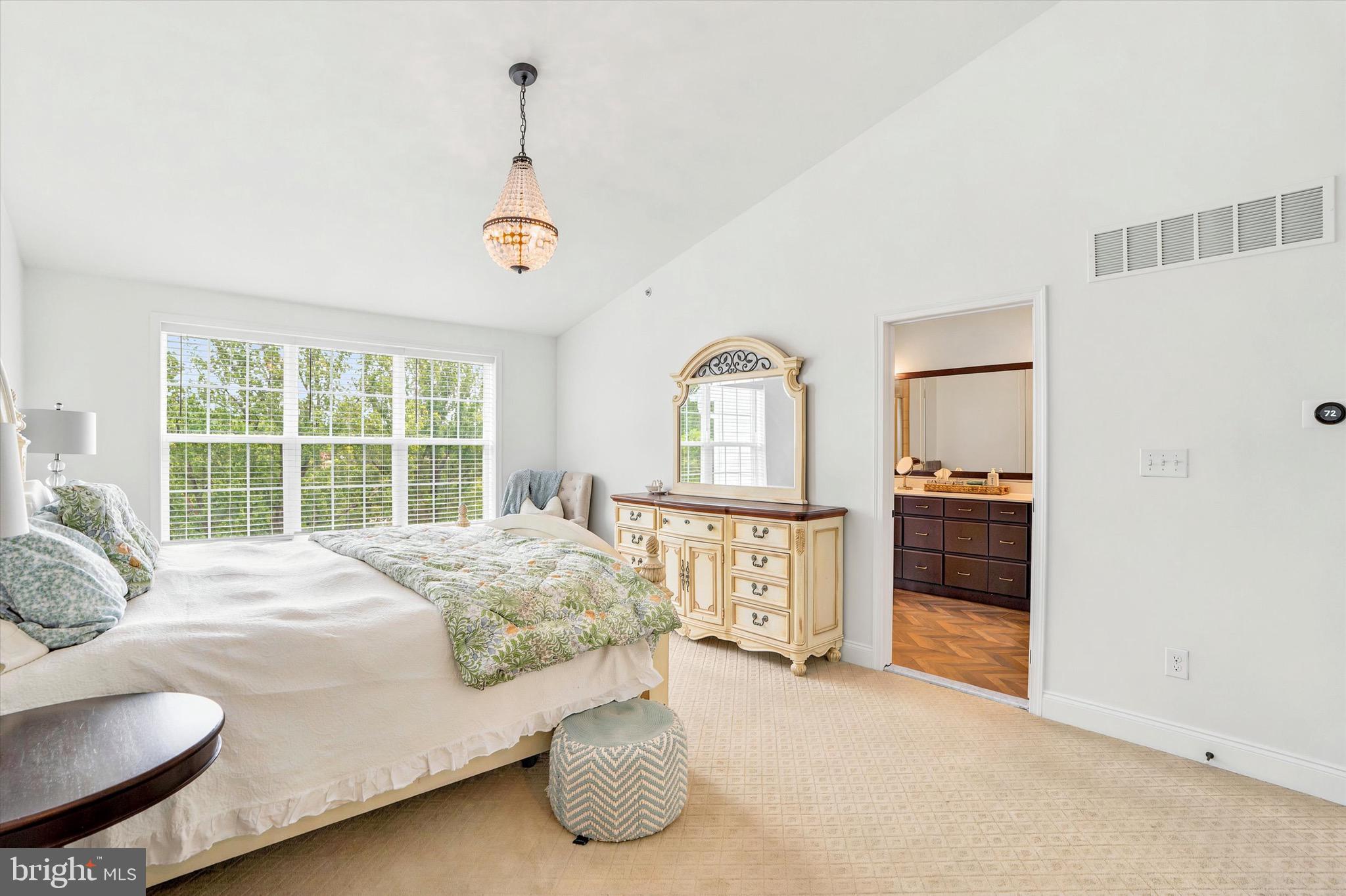 RAVENSCLIFF - Residential
