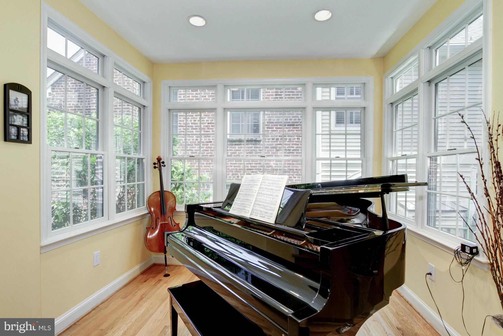 WESTBORO - Residential