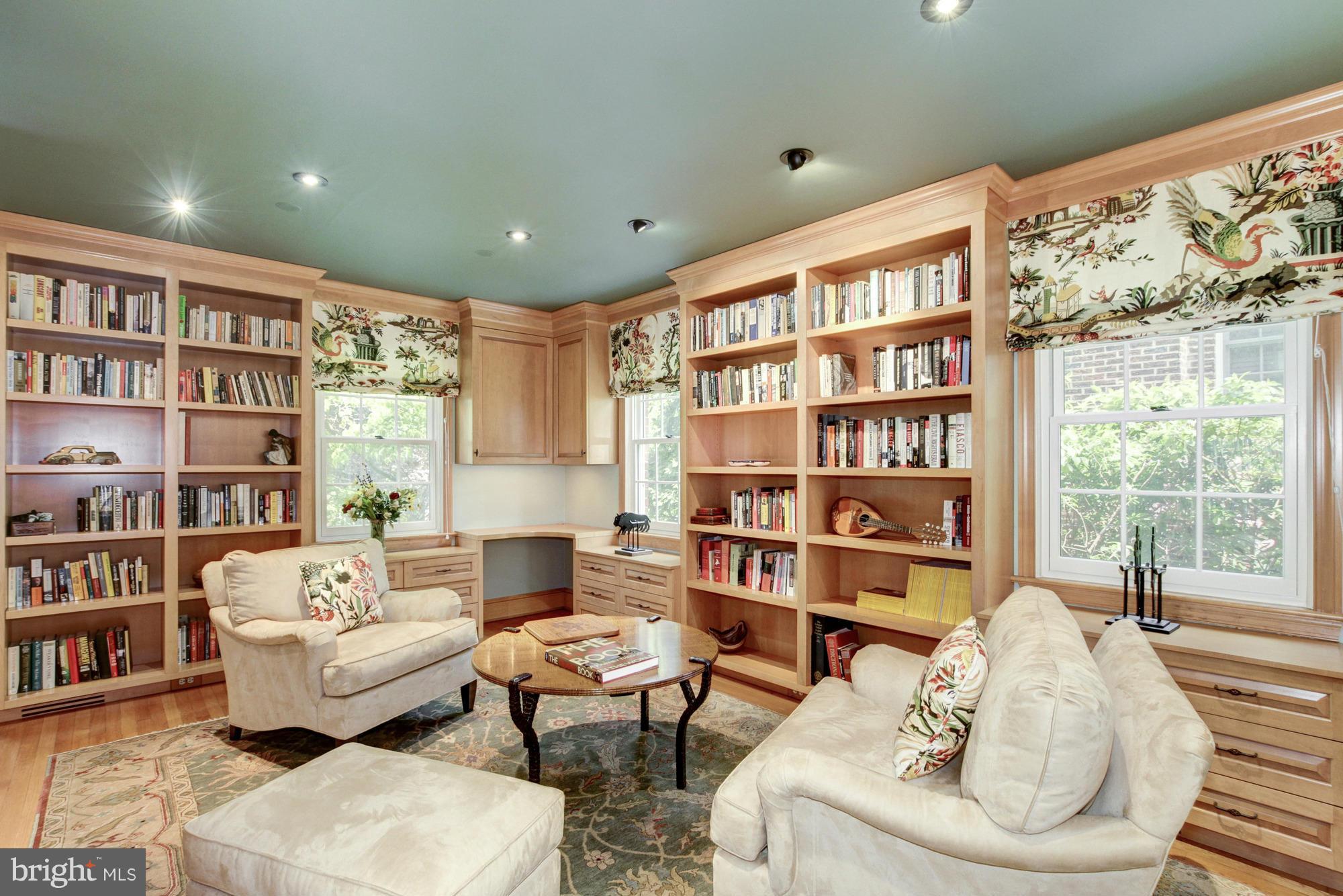 WESTBORO - Residential