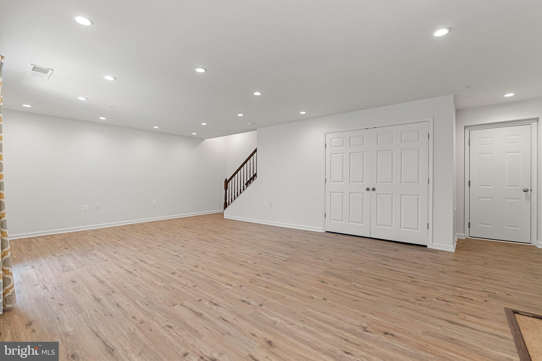 SUMMERWALK AT STONE RIDGE - Residential