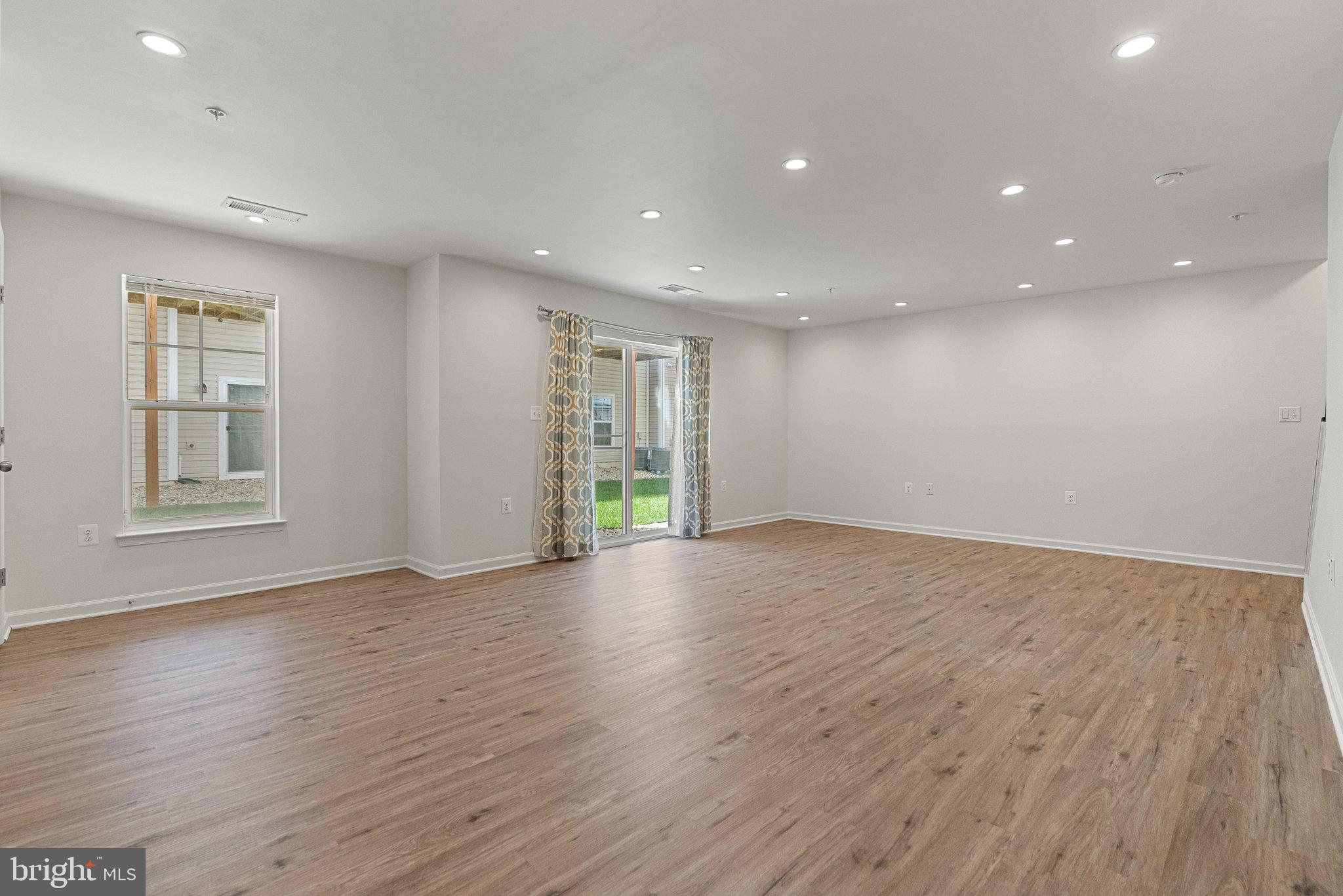 SUMMERWALK AT STONE RIDGE - Residential