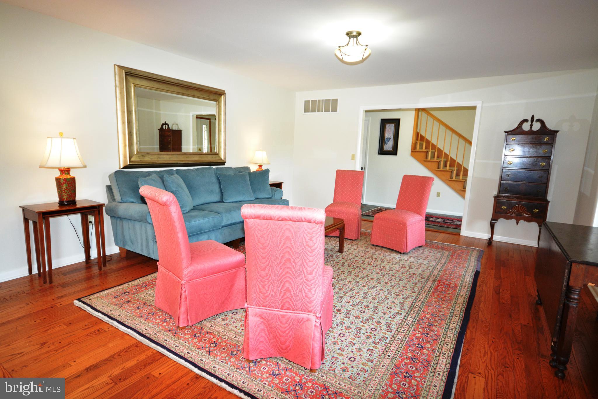 GOVERNOR GRASON MANOR - Residential