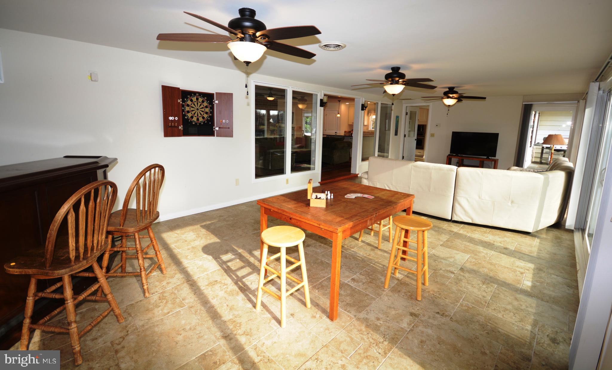 GOVERNOR GRASON MANOR - Residential