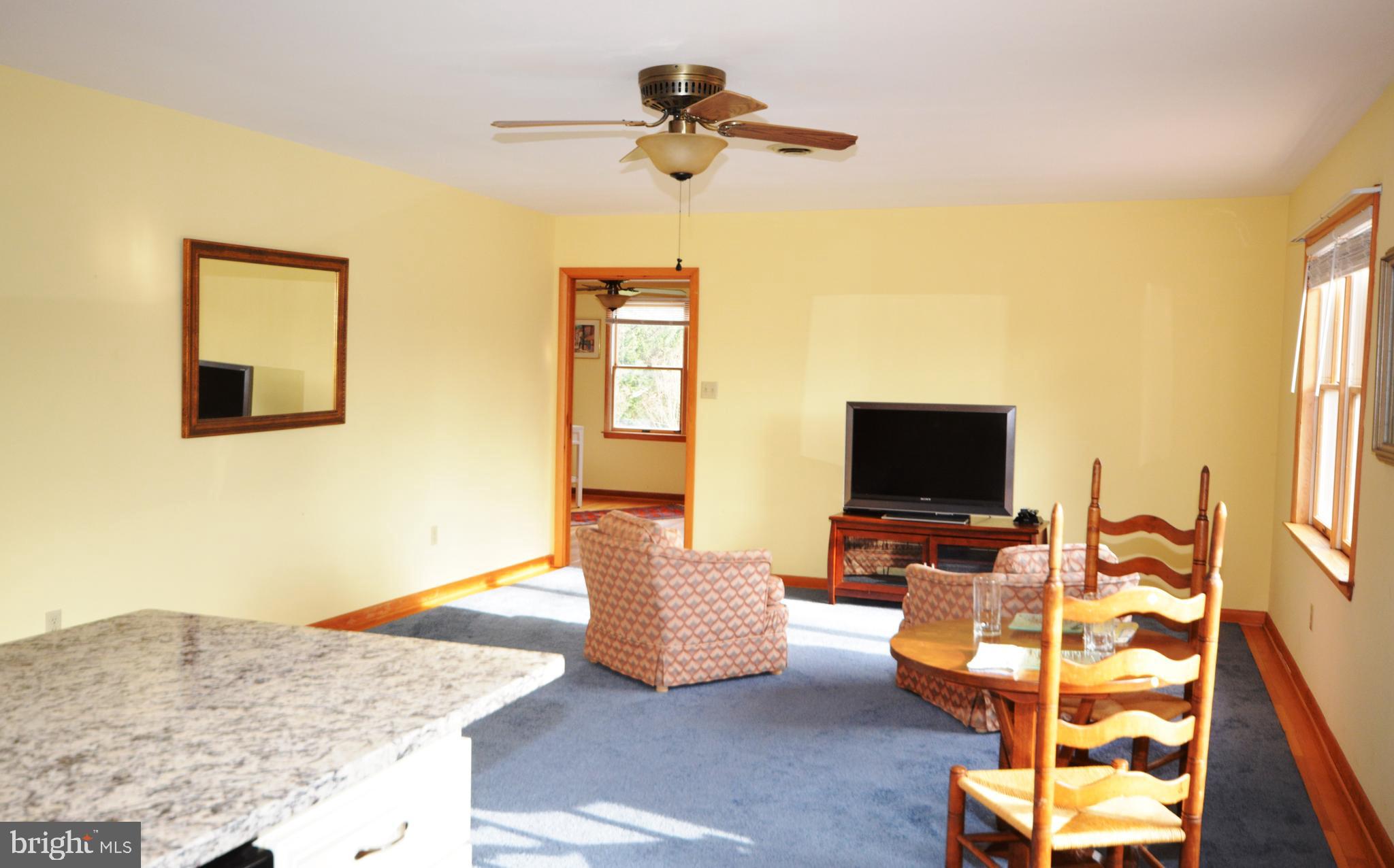 GOVERNOR GRASON MANOR - Residential