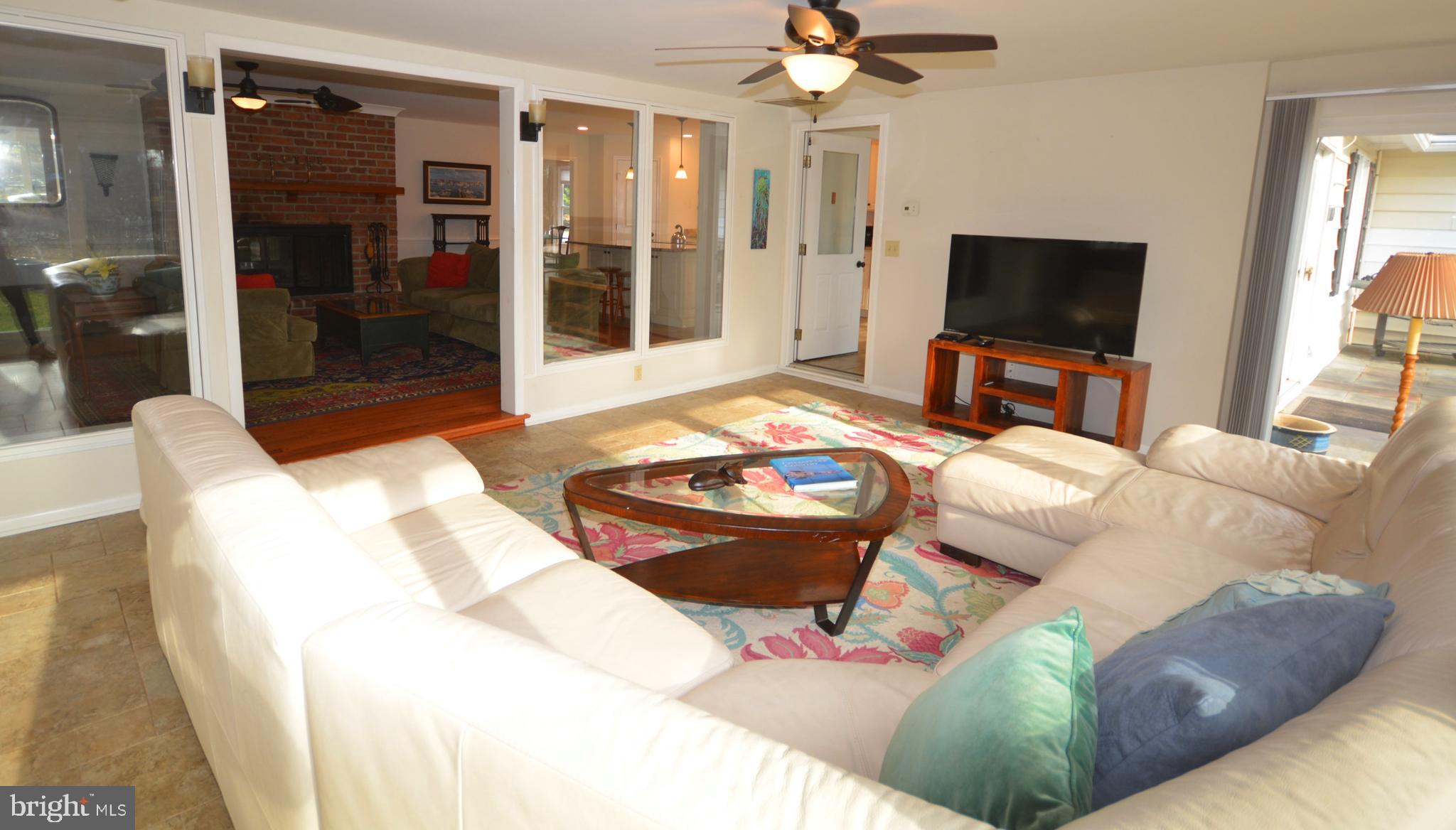 GOVERNOR GRASON MANOR - Residential