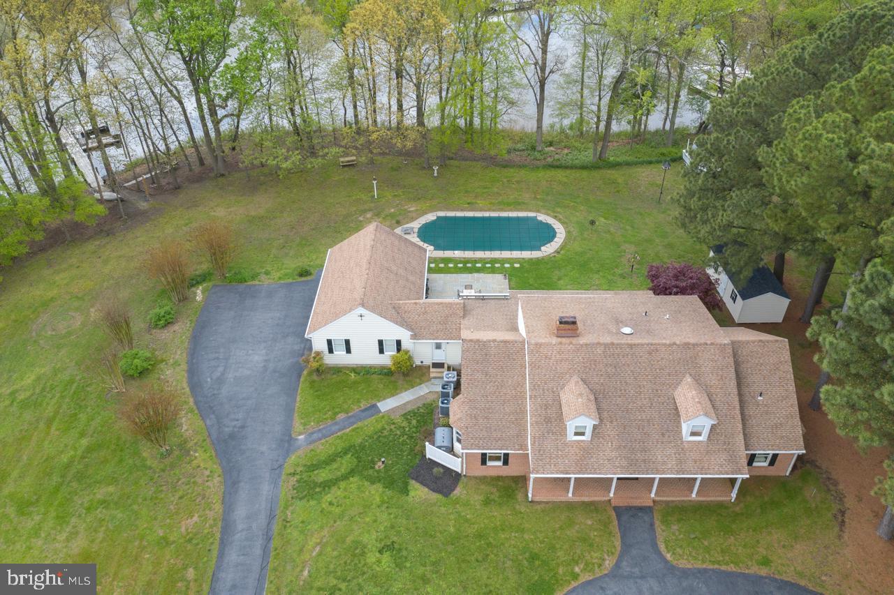 GOVERNOR GRASON MANOR - Residential