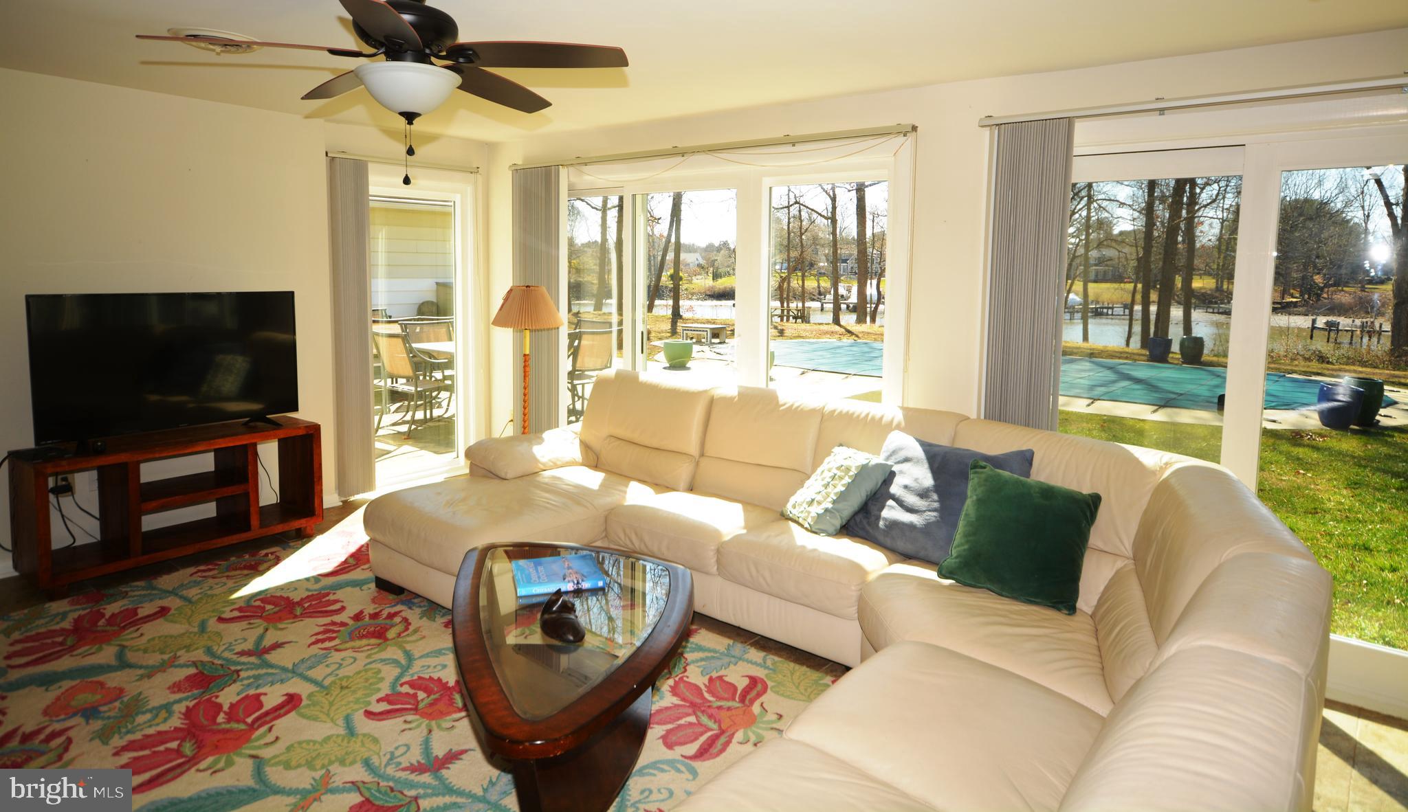 GOVERNOR GRASON MANOR - Residential