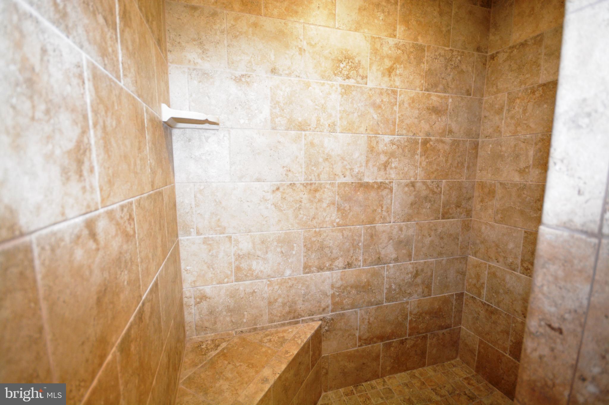 GOVERNOR GRASON MANOR - Residential