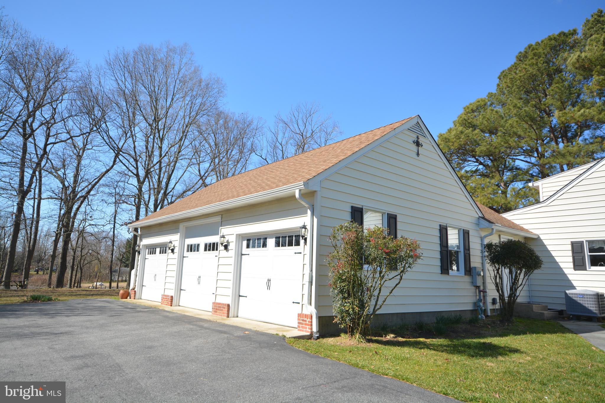 GOVERNOR GRASON MANOR - Residential