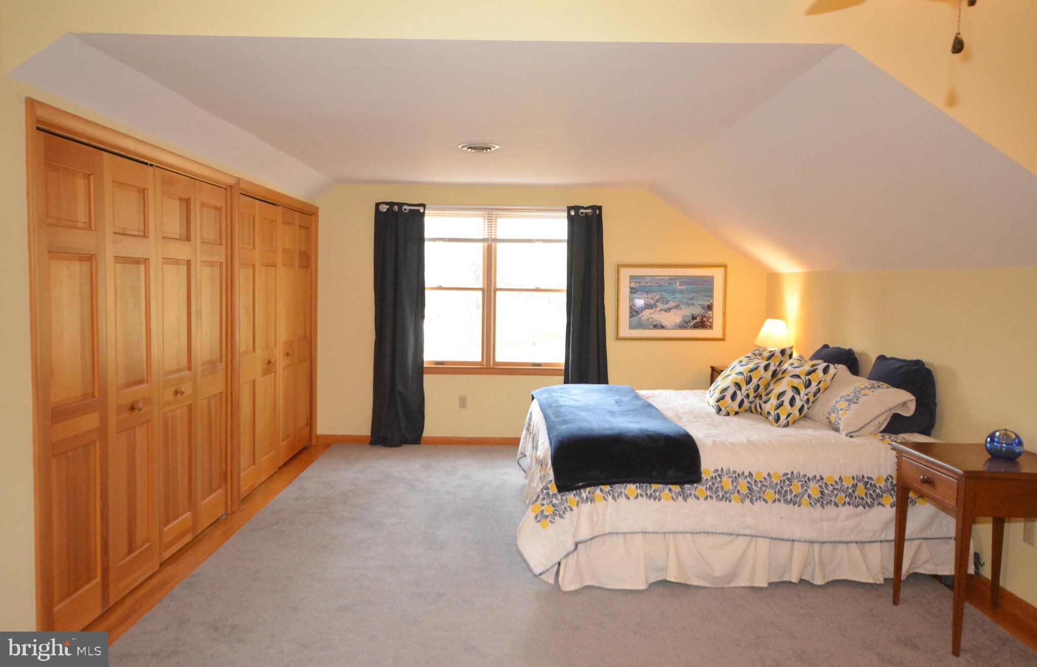 GOVERNOR GRASON MANOR - Residential