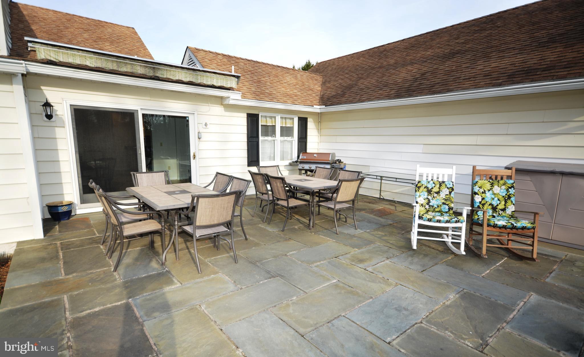 GOVERNOR GRASON MANOR - Residential