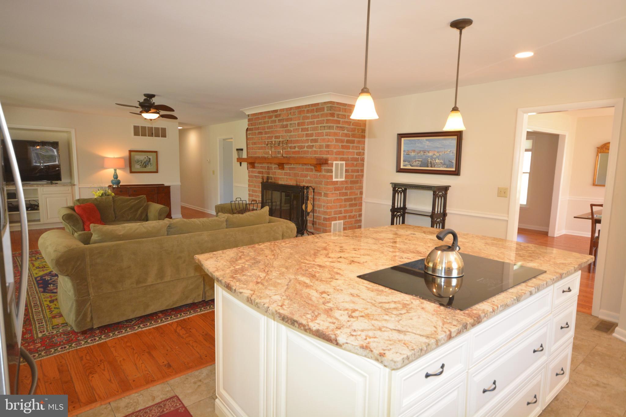 GOVERNOR GRASON MANOR - Residential