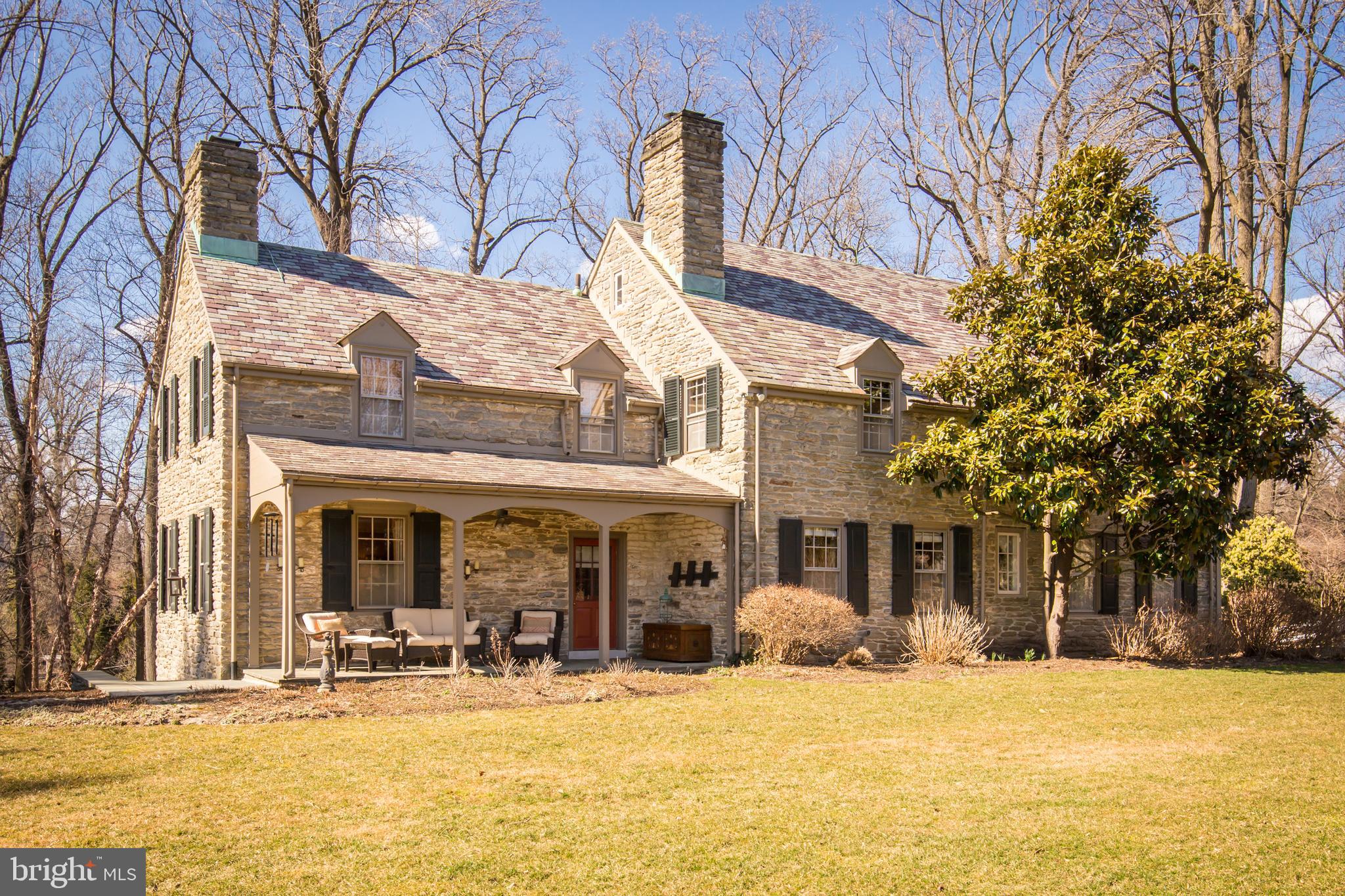 CHESTNUT HILL - Residential