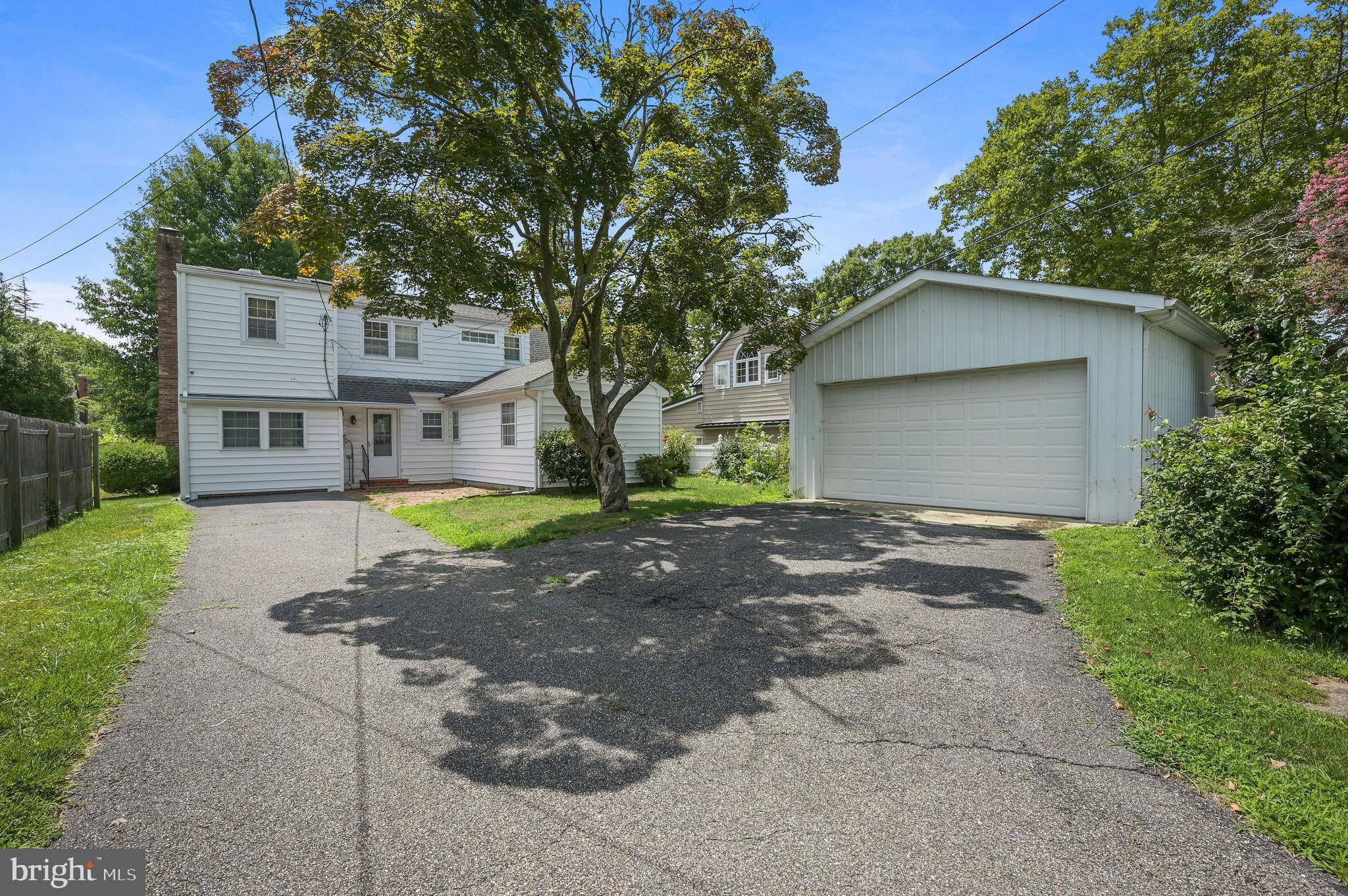 511 GREENHILL ROAD