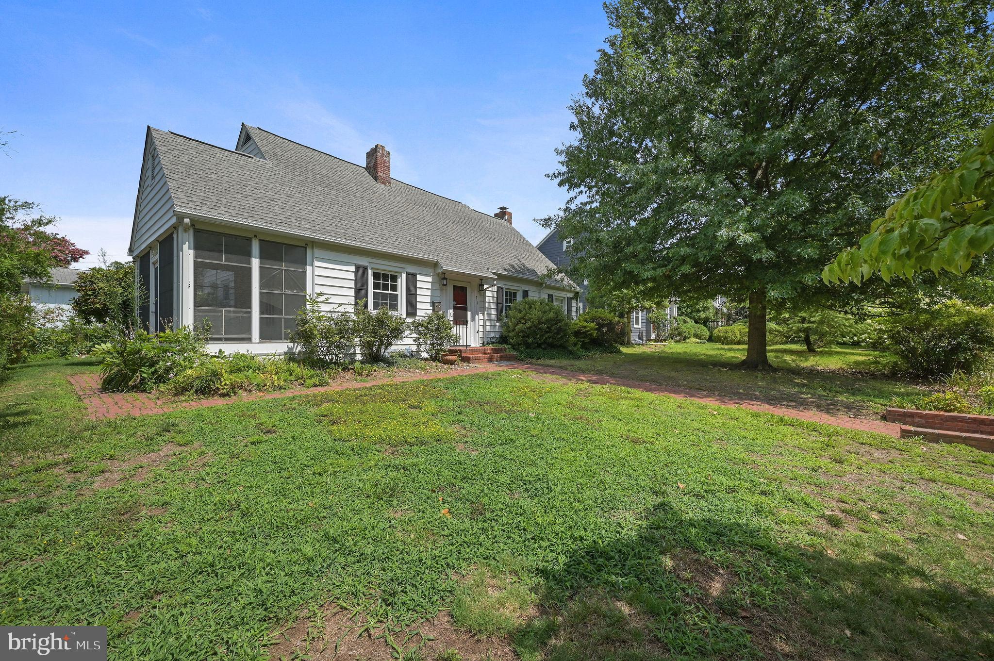 511 GREENHILL ROAD